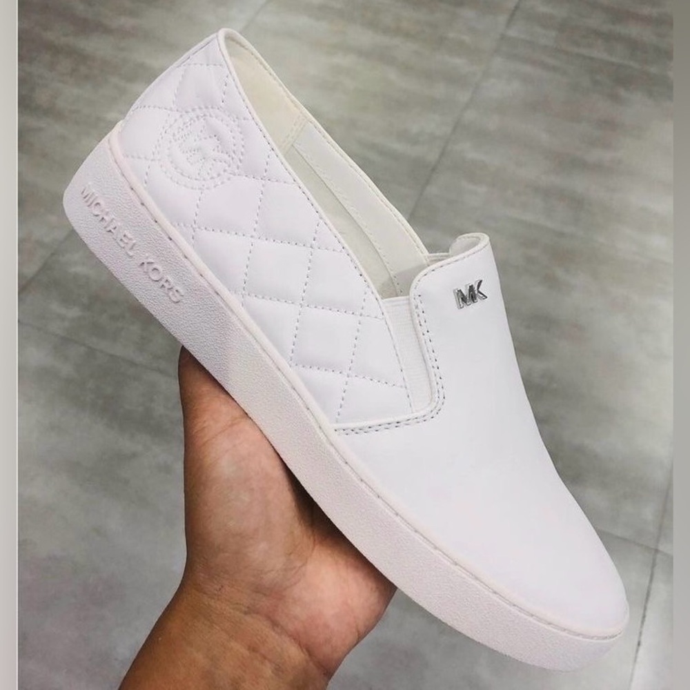 Michael Kors Keaton Quilted Leather Slip On Sneakers Size 6